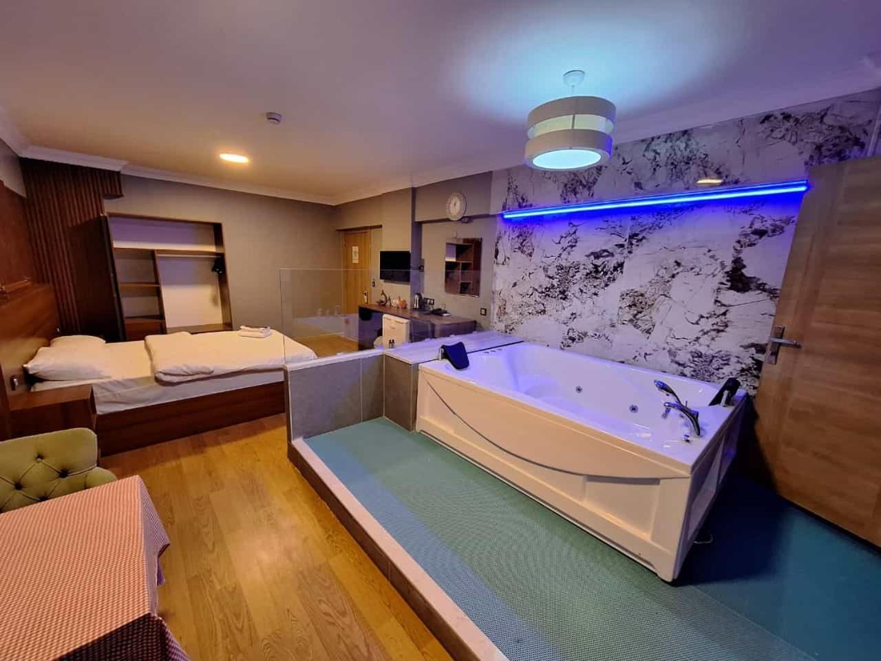 Emsa Otel Maltepedeki Eviniz Istanbul Exterior photo